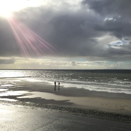 Meer und Horizont – Motiv zum Song „Time Always Writes Its Own Story“